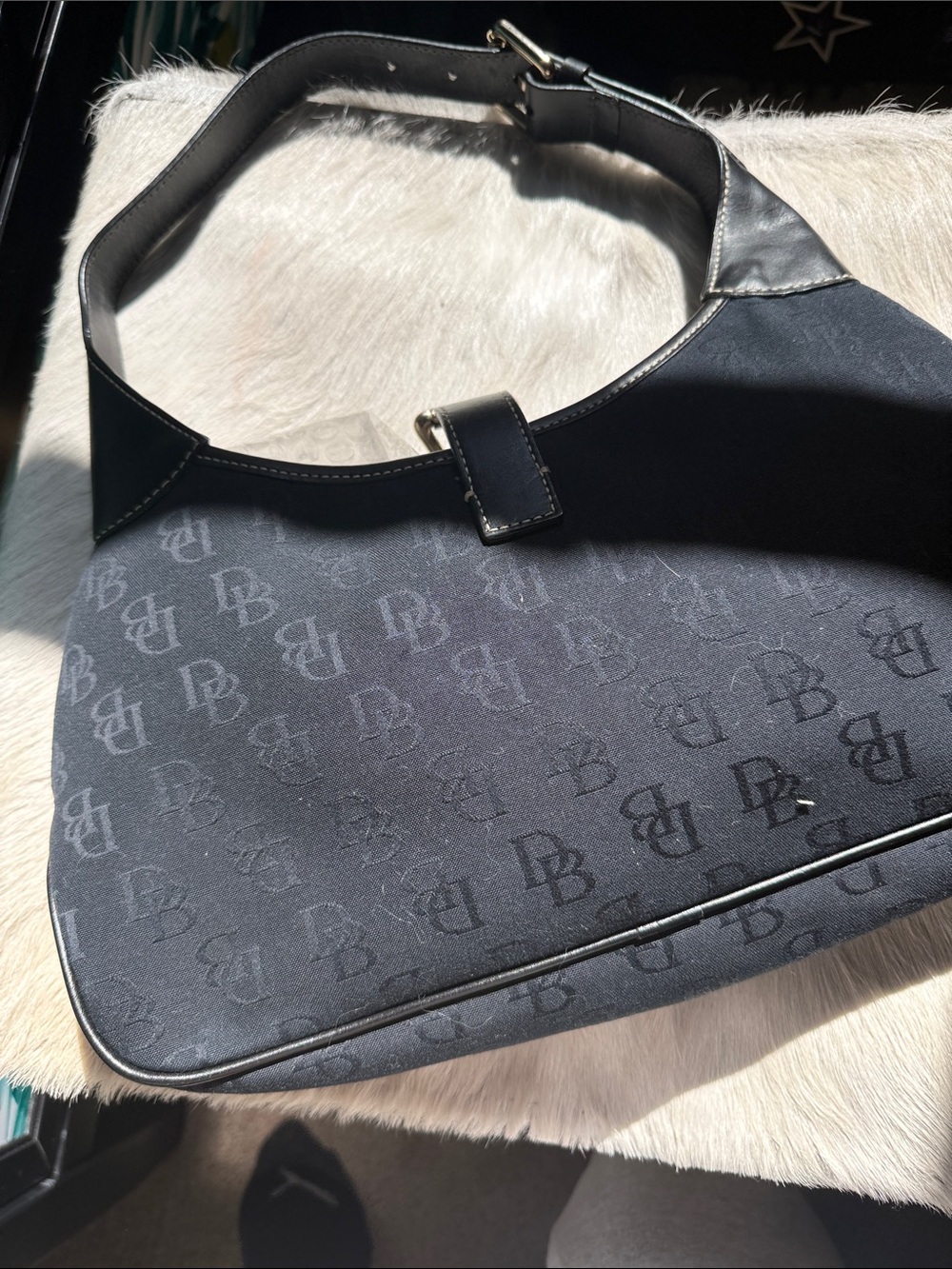 Dooney & Bourke Black Signature Shoulder Bag - Picture 6 of 7